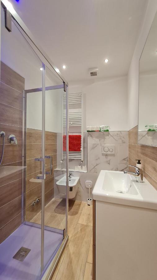 Giudei House Smart 2 Daire Bolonya Dış mekan fotoğraf